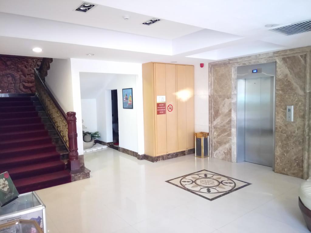Discovery Hotel Phnom Penh Dış mekan fotoğraf