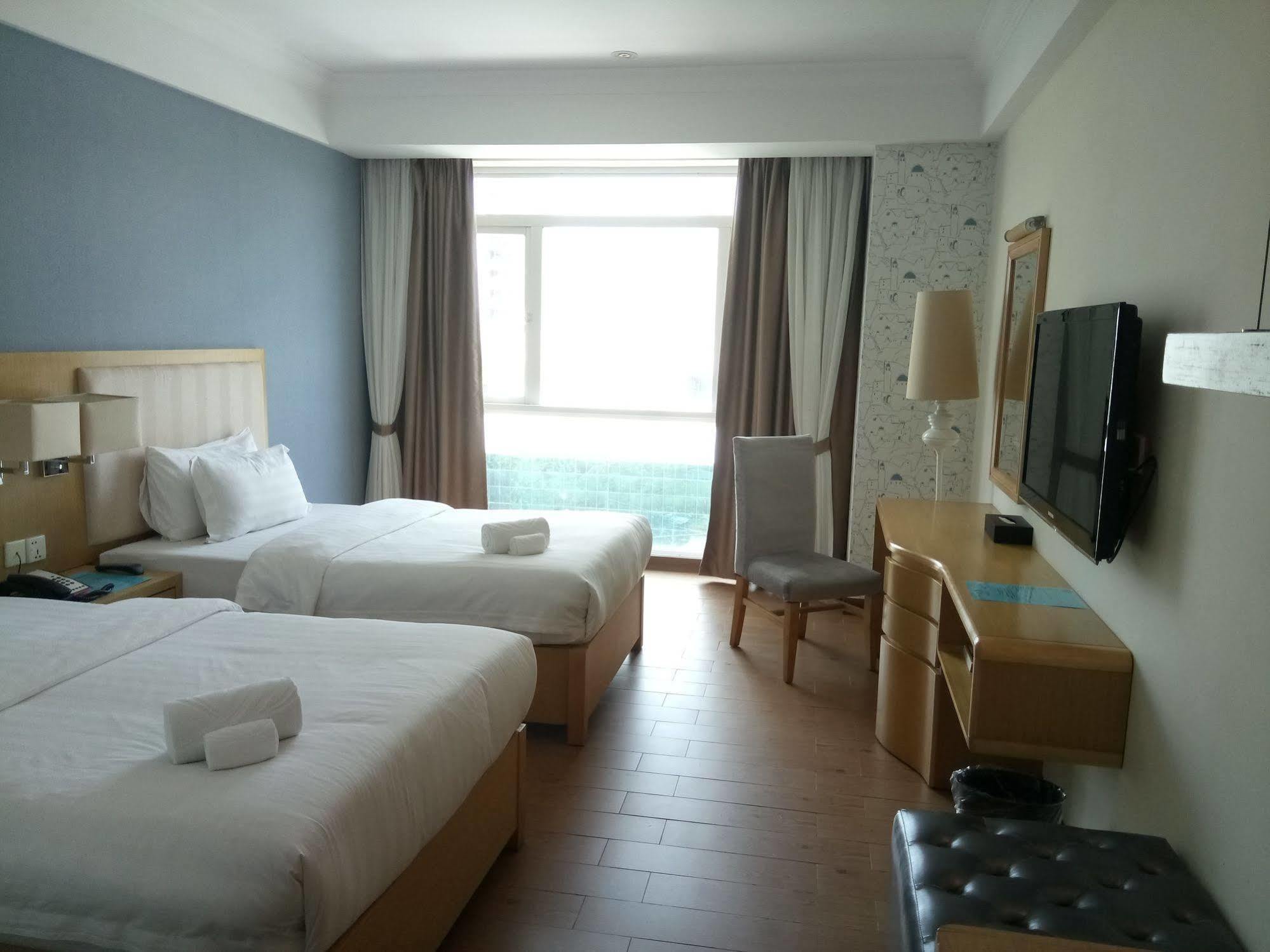 Discovery Hotel Phnom Penh Dış mekan fotoğraf
