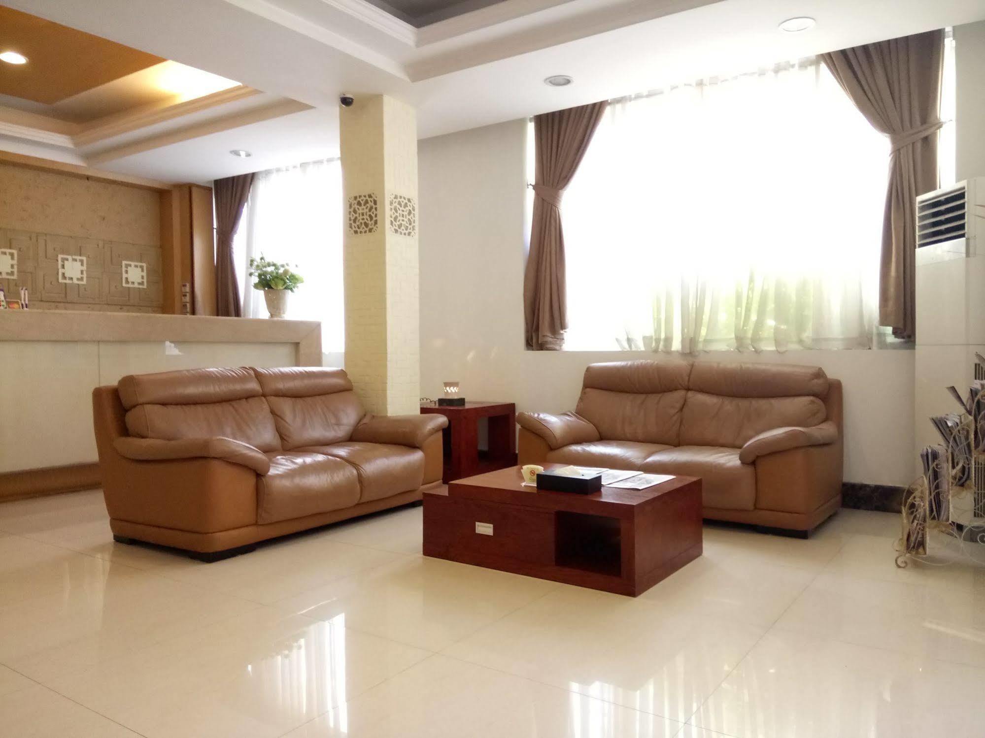 Discovery Hotel Phnom Penh Dış mekan fotoğraf