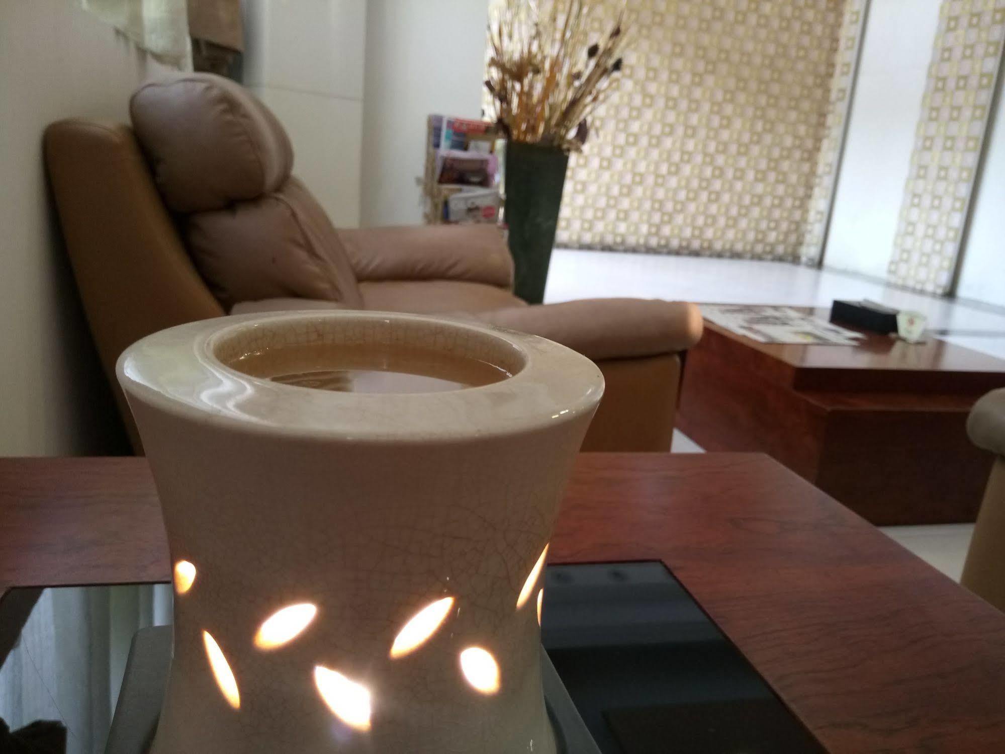 Discovery Hotel Phnom Penh Dış mekan fotoğraf